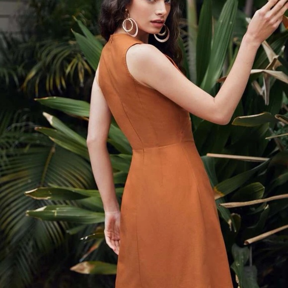 Cropped Bustier Dress Cutout - Picture 3 of 6